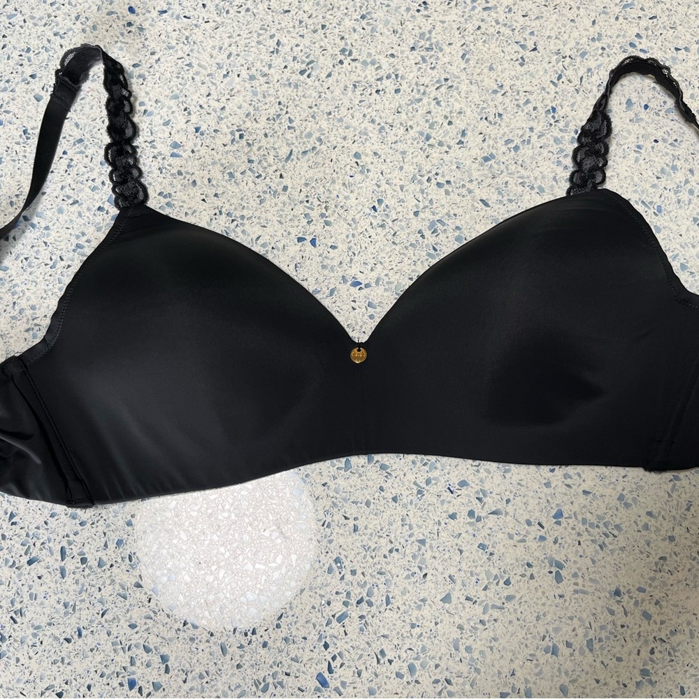 Natori Black Bra with Gold Accent